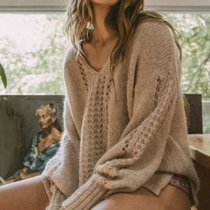 Spell knit v neck jumper